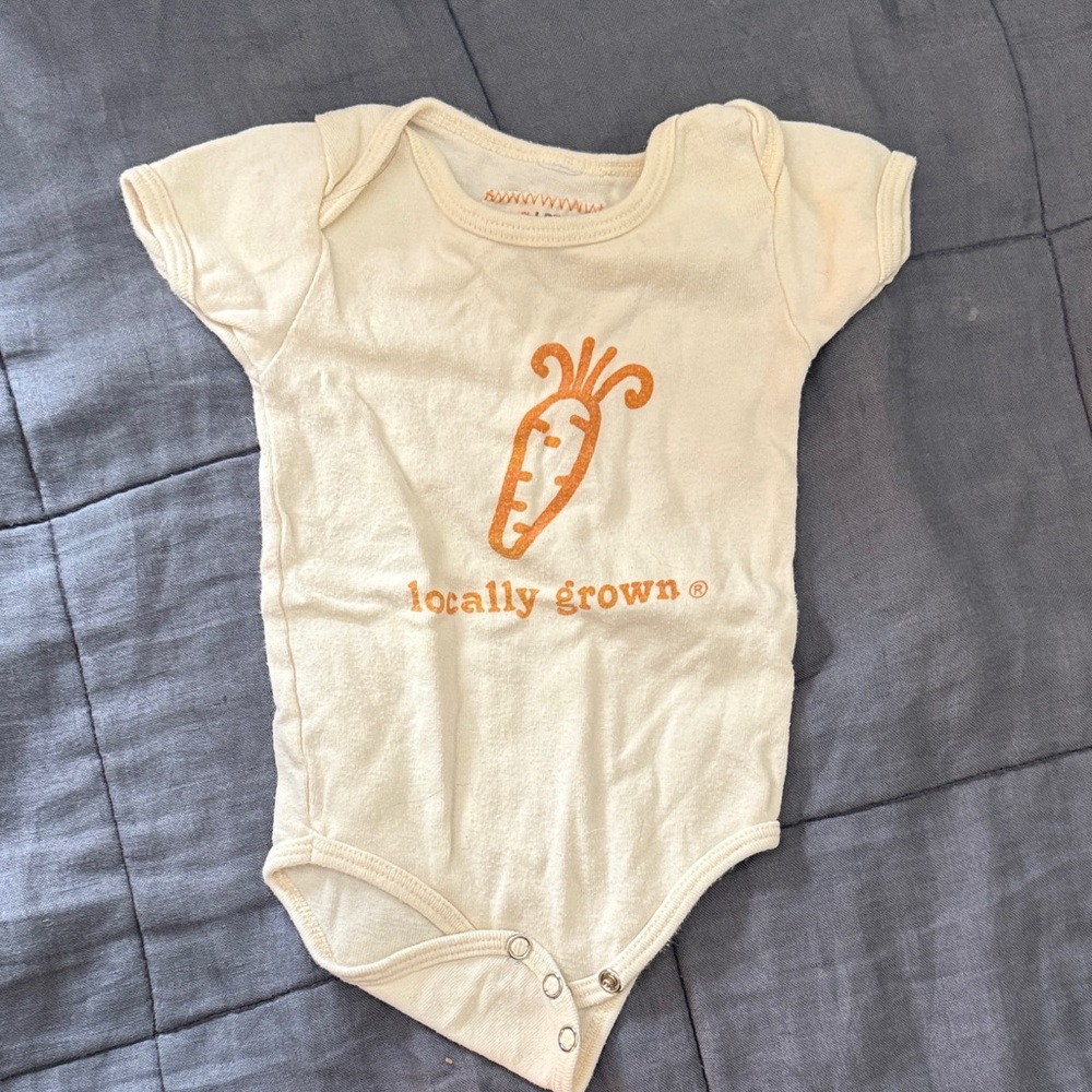 Locally Grown Cream and Orange Carrot Baby Bodysuit